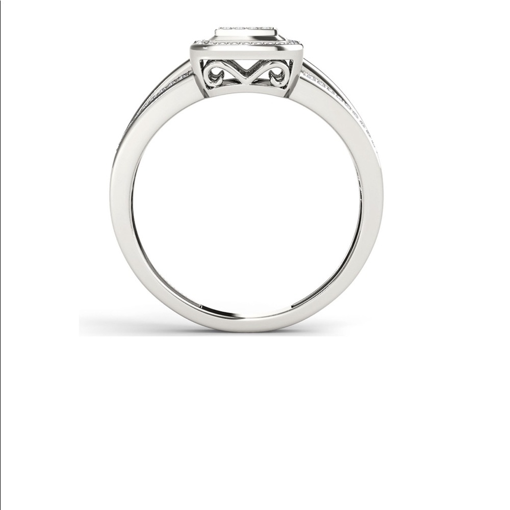 DIAMOND ENGAGEMENT RING - Picture 3 of 6